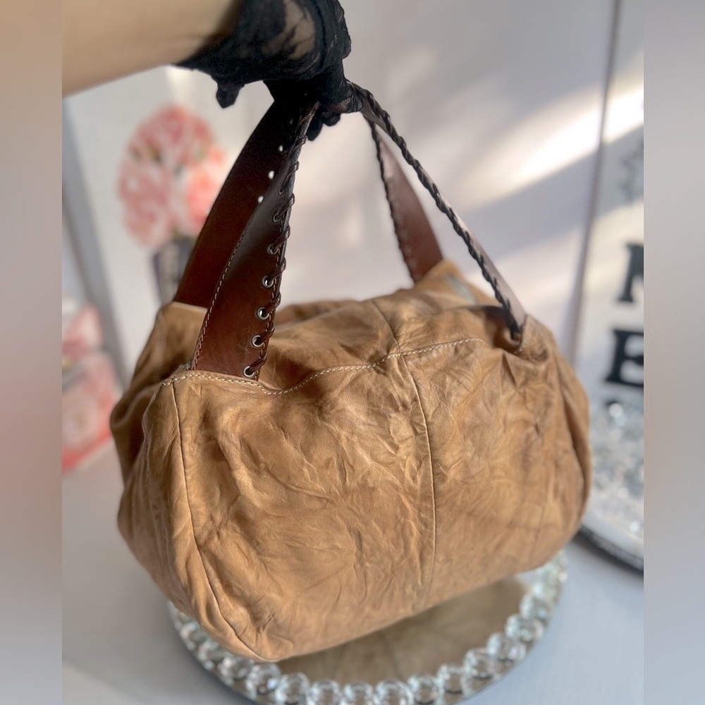 Mania vintage unique made in Italy Light Brown soft Leather Shoulder Bag